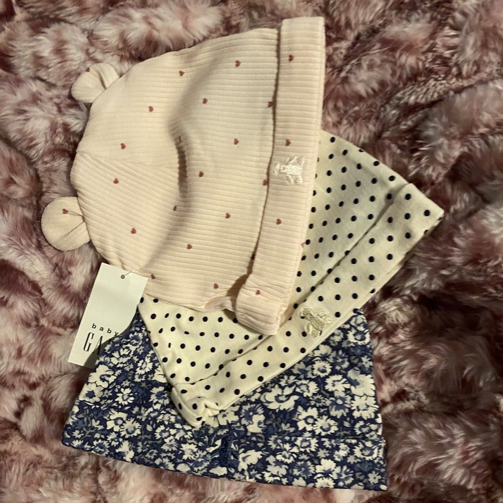 GAP Kids Pink, White, and Blue Beanie Set